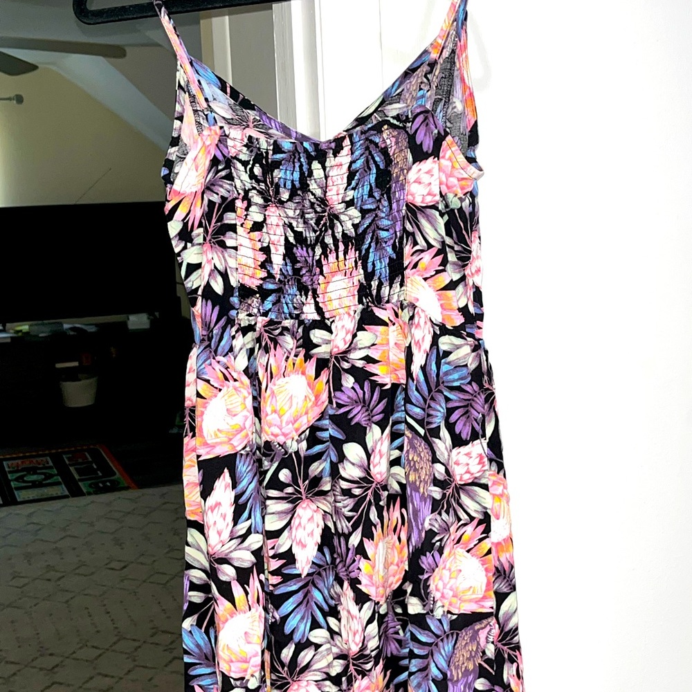 Summer Floral Dress, Size Medium